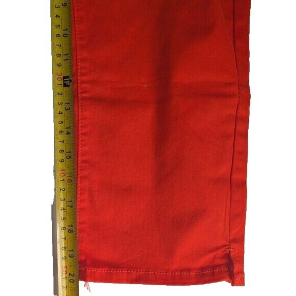 Woman's Capri Pants by Roselyn Sanchez Size 10 Color Cherry Tomato NWT - Picture 6 of 8